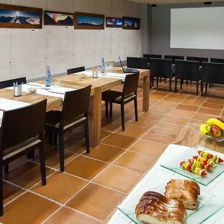 Hotel Rural-spa Resguard Dels Vents Ribes De Freser